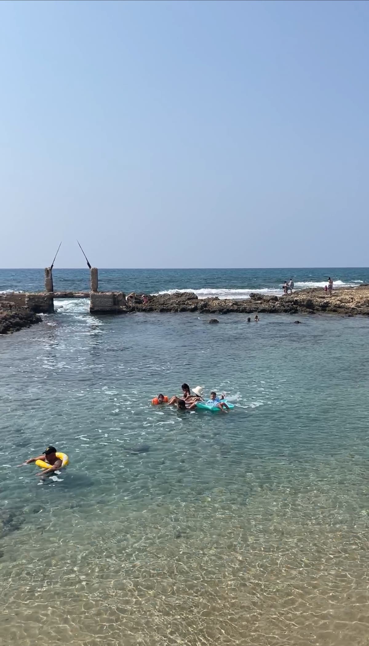 חוף עתלית - צילום מהמקום